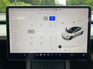 Tesla Model 3 (Dual Motor) Long Range Auto 4WDE 4dr 66