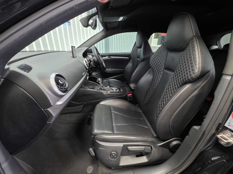 Audi S3 2.0 TFSI Black Edition Sportback 5dr Petrol S Tronic quattro Euro 6 (s/s) ( 5