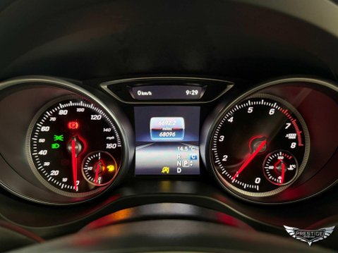 Mercedes-Benz GLA 1.6 GLA180 Urban Edition 7G-DCT Euro 6 (s/s) 5dr 97