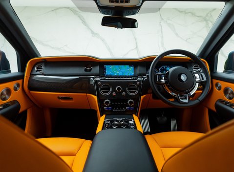 Rolls-Royce Cullinan BLACK BADGE 20