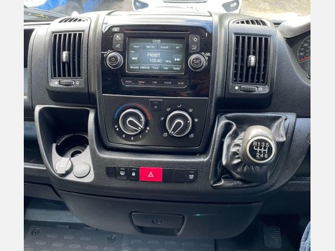 Citroen Relay 2.2 HDi 30 Enterprise L1 Euro 5 5dr 28