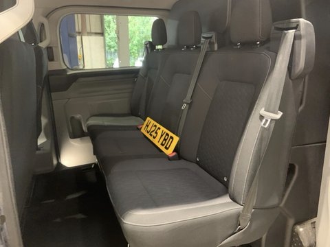 Ford Transit Custom 320 LIMITED L1H1 DCIV ECOBLUE 15