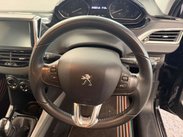 Peugeot 2008 1.2 PureTech Urban Cross SUV 5dr Petrol Manual Euro 6 (s/s) (110 ps) 29