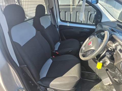 Fiat Fiorino 16V MULTIJET ADVENTURE 8