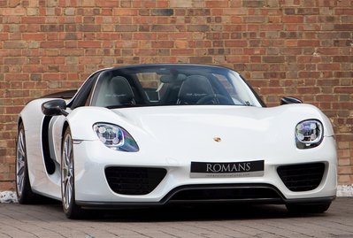 Porsche 918 Spyder Weissach