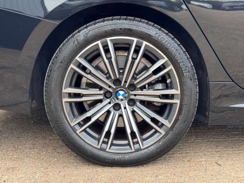 BMW 3 Series 2.0 330e M Sport Auto 4dr 40