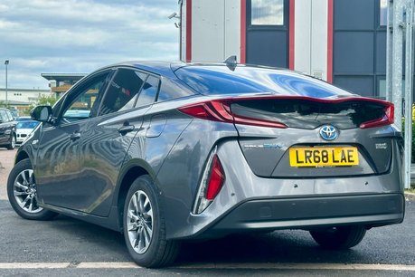 Toyota Prius 1.8 VVT 8.8kWh Excel Hatchback 5dr Petrol Plug-in Hybrid CVT Euro 6 (s/s) ( 12