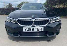 BMW 3 Series 318D SPORT 4