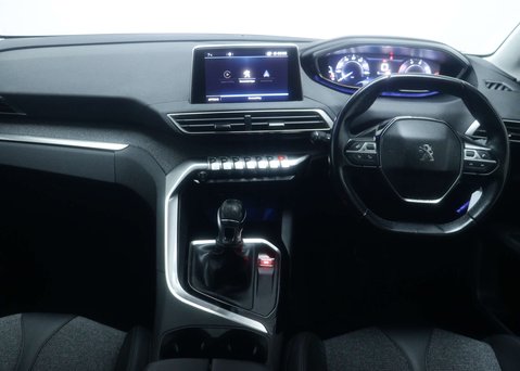 Peugeot 3008 1.5 3008 Allure Blue HDi S/S 5dr 19