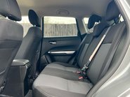 Suzuki Vitara SZ-T MHEV 9