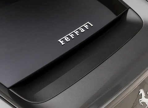 Ferrari 812 Superfast 26