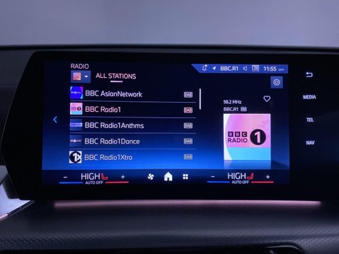 BMW iX2 20 66.5kWh M Sport SUV 5dr Electric Auto eDrive (11kW Charger) (204 ps) Cru 51