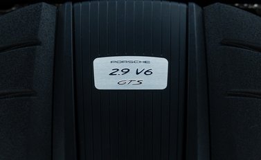 Porsche Macan GTS 45