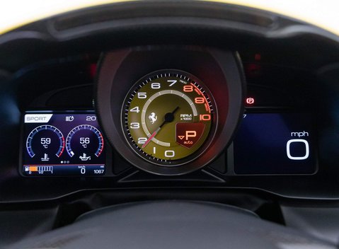 Ferrari F8 Tributo 10