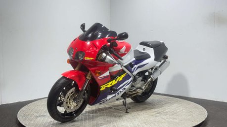 Honda RVF 2000 LATE REGISTERED GENUINE 8K CLASSIC 400CC SUPER SPORT 5