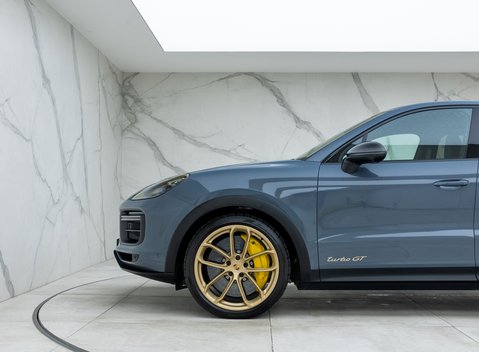 Porsche Cayenne Turbo GT 38