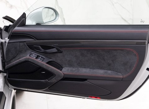 Porsche 911 (991.2) GT2 RS Weissach 21