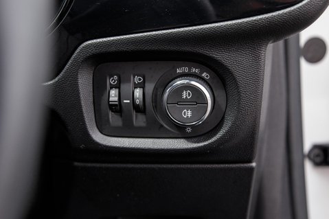 Vauxhall Corsa ELITE NAV PREMIUM 15