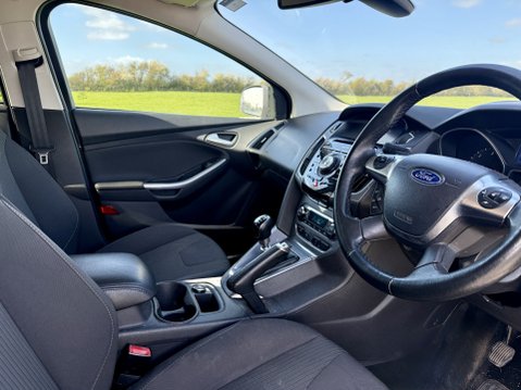 Ford Focus TITANIUM NAVIGATOR TDCI 7