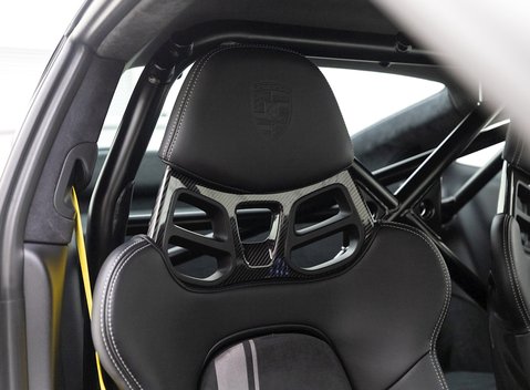 Porsche 911 GT3 (991.2) 11