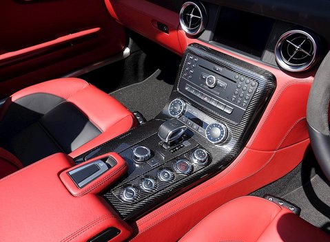 Mercedes-Benz SLS AMG Roadster 7