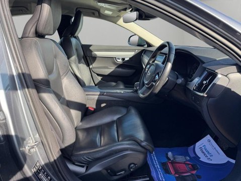 Volvo S90 2.0 T4 Momentum Plus Auto Euro 6 (s/s) 4dr 12