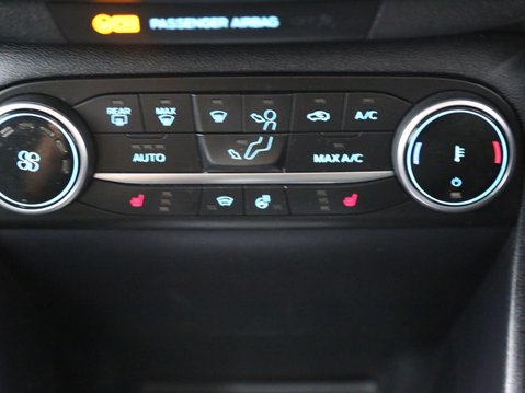 Ford Fiesta 1.0T EcoBoost Titanium X Euro 6 (s/s) 5dr 17