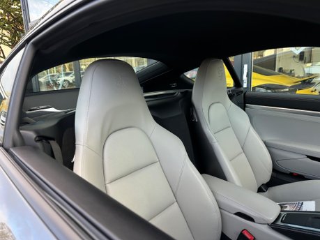 Porsche 718 Cayman CAYMAN STYLE EDITION PDK 35