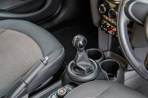 Mini Hatch COOPER 25