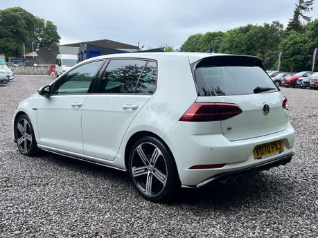 Volkswagen Golf 2.0 Golf R TSi 4Motion Semi-Auto 4WD 5dr 9