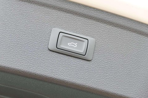 Audi Q5 TFSI QUATTRO SPORT 8