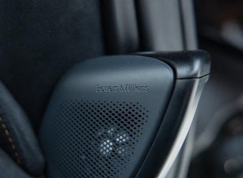 McLaren 765LT Spider 33