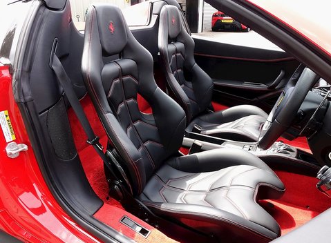 Ferrari 458 Spider 6