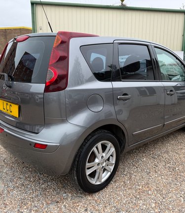 Nissan Note ACENTA..9 SERVICES..1/2 LEATHER…AIR CON.. STUNNING  3