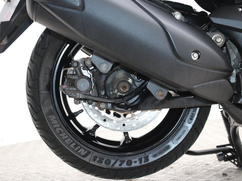 Yamaha Nmax 125 GPD125-A ABS 27