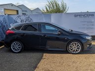 Ford Focus ST-LINE 10