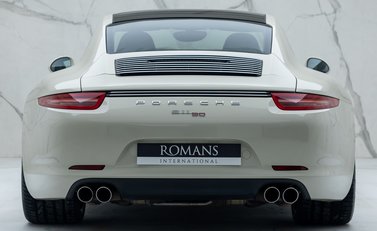 Porsche 911 50TH ANNIVERSARY EDITION 8