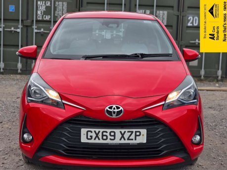 Toyota Yaris 1.5 VVT-i Icon Hatchback 5dr Petrol CVT Euro 6 (111 ps) 2