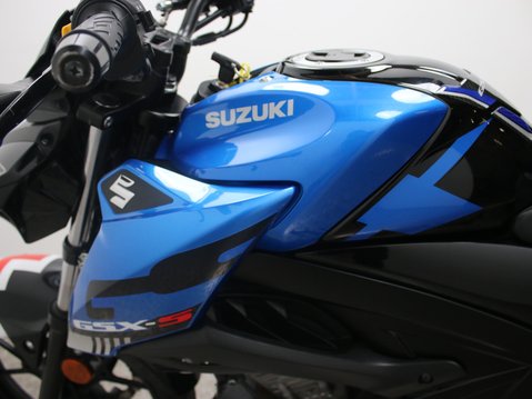 Suzuki GSX-S125 GSXS 125 RLXM3 23