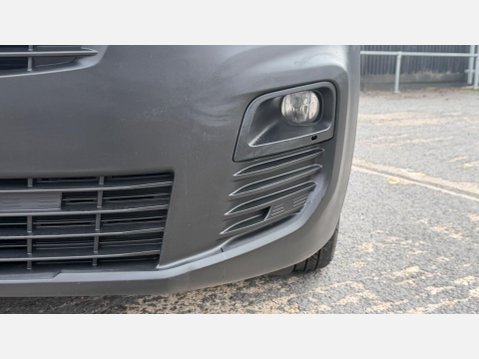 Peugeot Partner BLUEHDI PROFESSIONAL PREMIUM L1 9