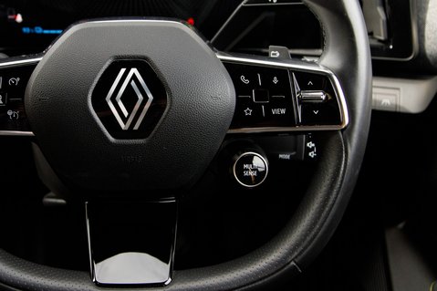 Renault Megane TECHNO 19