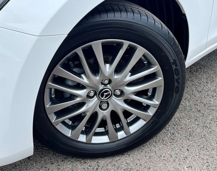 Mazda 2 1.5 Mazda2 Exclusive-Line MHEV 5dr 3