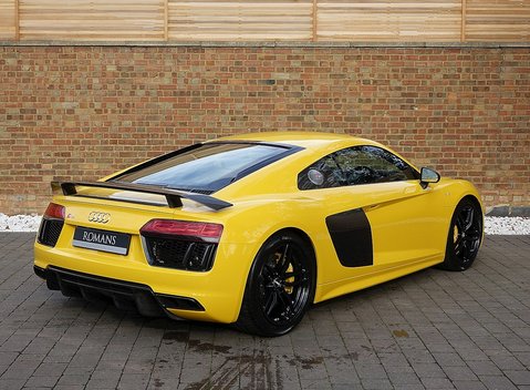 Audi R8 V10 Plus 2