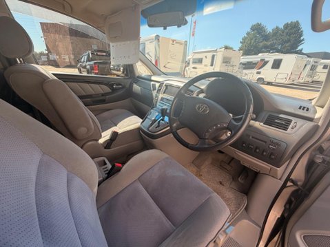 Toyota Alphard 10