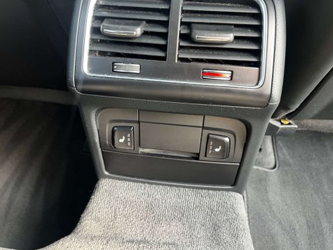 Audi RS4 4.2 RS 4 FSI Quattro Auto 4WD 5dr 14