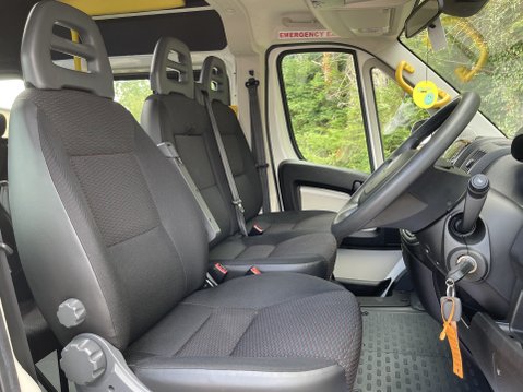 Citroen Relay 40 L4H2 BLUEHDI 17 SEAT LIGHTWEIGHT NON D1 MINIBUS with RAMP and SENSORS E6 19
