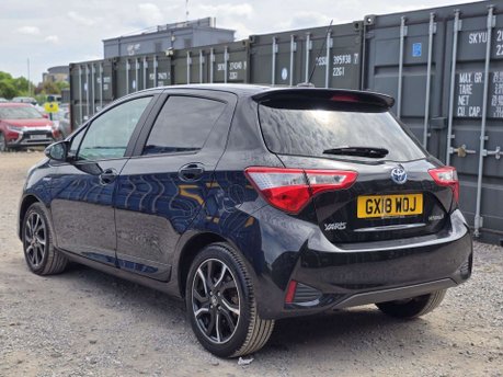 Toyota Yaris 1.5 VVT-h Design Hatchback 5dr Petrol Hybrid E-CVT Euro 6 (s/s) (100 ps) 4