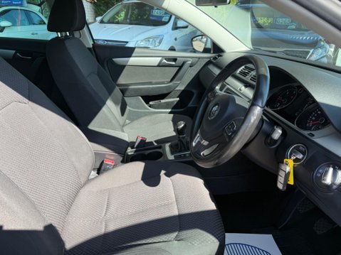 Volkswagen Passat 2.0 TDI BlueMotion Tech R-Line Euro 5 (s/s) 4dr 15