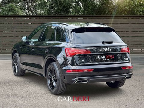 Audi Q5 2.0 Q5 S Line 40 TDI MHEV Quattro Semi-Auto 4WD 5dr 3