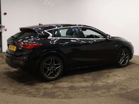 Infiniti Q30 2.1 Q30 Premium Tech D Semi-Auto 5dr 11